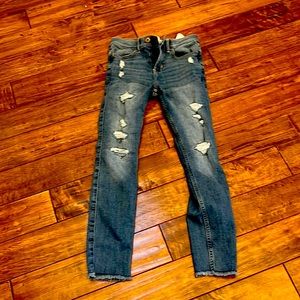 Abercrombie kids blue jeans